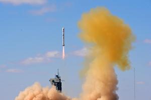 CHINA-JIUQUAN-SATELITES-LANZAMIENTO