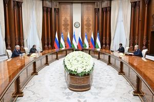 UZBEKISTAN-TASHKENT-PRESIDENTE-DUMA ESTATAL RUSA-PRESIDENTE-REUNION