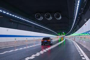 CHINA-BEIJING-AUTOPISTA-TUNEL ESCUDO