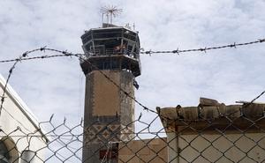 YEMEN-SANA-AEROPUERTO-ATAQUES AEREOS-SECUELA