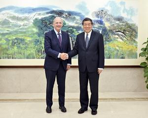 CHINA-BEIJING-HE LIFENG-BRIDGEWATER ASSOCIATES-FUNDADOR-REUNION