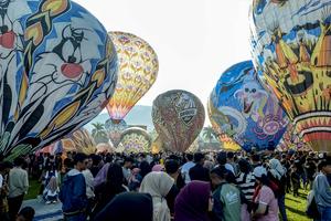 INDONESIA-WONOSOBO-FESTIVAL DE GLOBOS