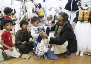 YEMEN-SANA-CARIDAD-NIÑOS-EID