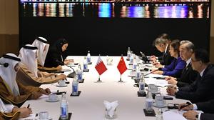 azerbaiyan-baku-china-wang-yi-ministro-de-relacion-101002026101575000423