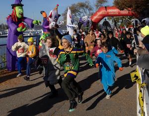 canada-hamilton-carreras-de-halloween-101002026102675000114