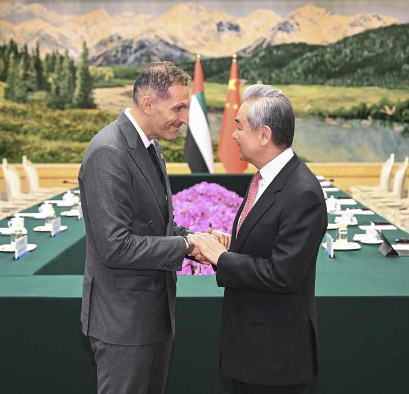 china-beijing-wang-yi-eau-enviado-especial-reunion-101002026101375000160