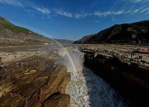 china-shanxi-distrito-de-jixian-cascada-hukou-arco-101002026102875000124