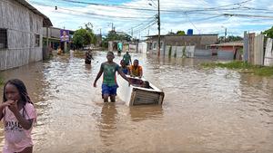 ecuador-machala-inundaciones-101002026102675000515