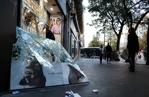 francia-paris-protesta-violencia-101002026101875000414