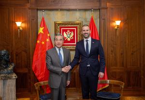 montenegro-podgorica-china-wang-yi-primer-ministro-101002026101875000353