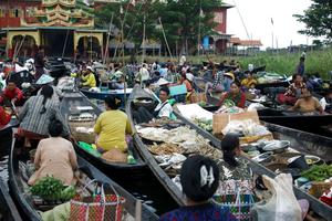 myanmar-nyaungshwe-lago-inle-mercado-flotante-101002026101475000153